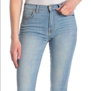 7 For All Mankind Cropped Gwenevere Skinny Jean